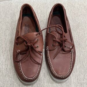 LL Bean Classic Brown Leather Boat Shoes Preppy